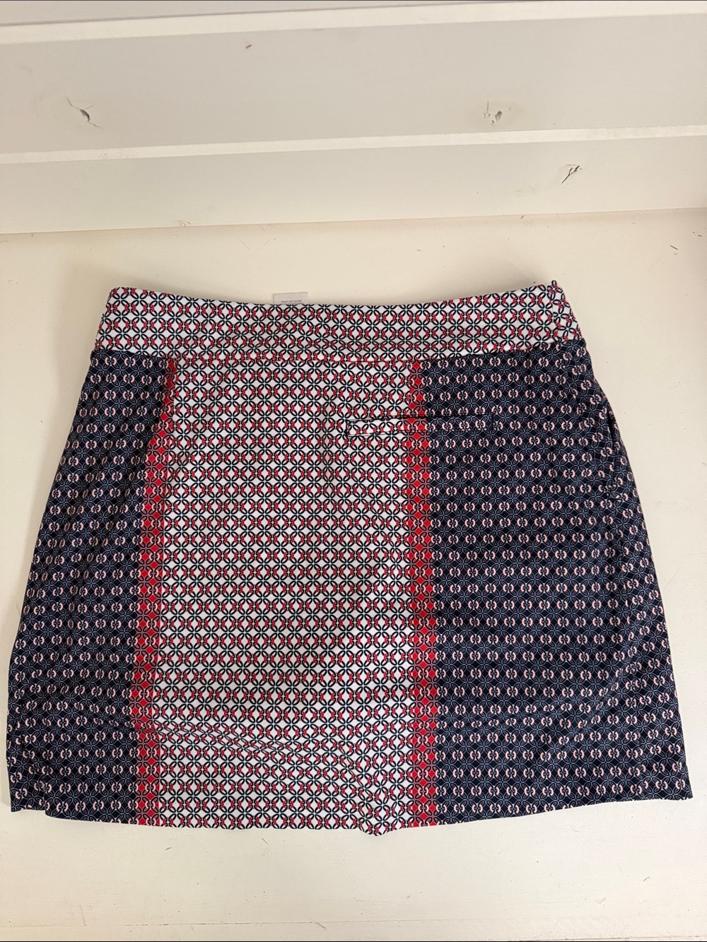 Golf Greg Norman women’s golf Patterned Navy and Red Panel Mini Skirt
